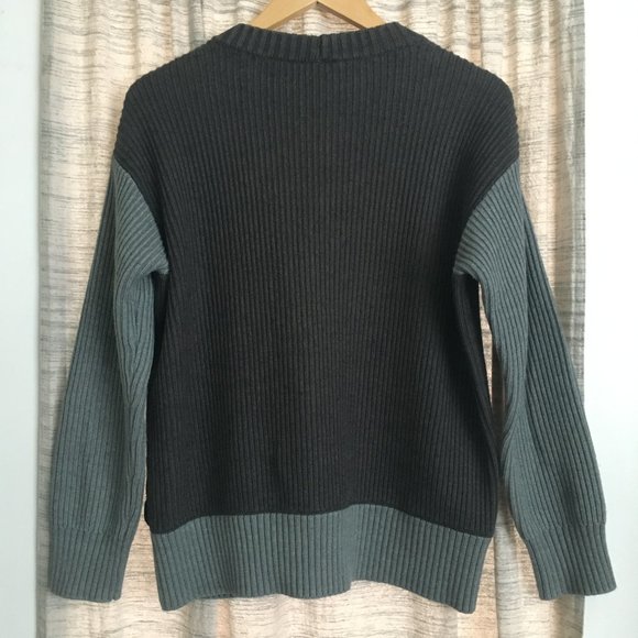 Cable Knit Llama Wool + Cotton Ribbed Sleeve Sweater - Picture 4 of 15